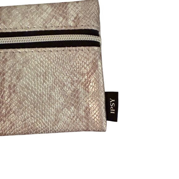 Ipsy Snakeskin Zip Change Purse Small Pouch Credit Card Holder Silver Chain Clip - Picture 3 of 8